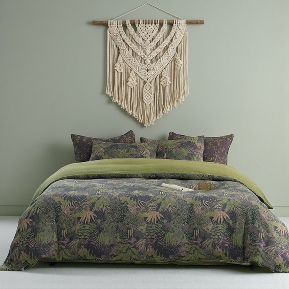 NEW Anthropologie Green Purple Floral Muslin Queen / King Bedding Duvet Sham Set